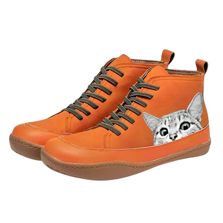 Lucy – Playful High-Top Sneakers