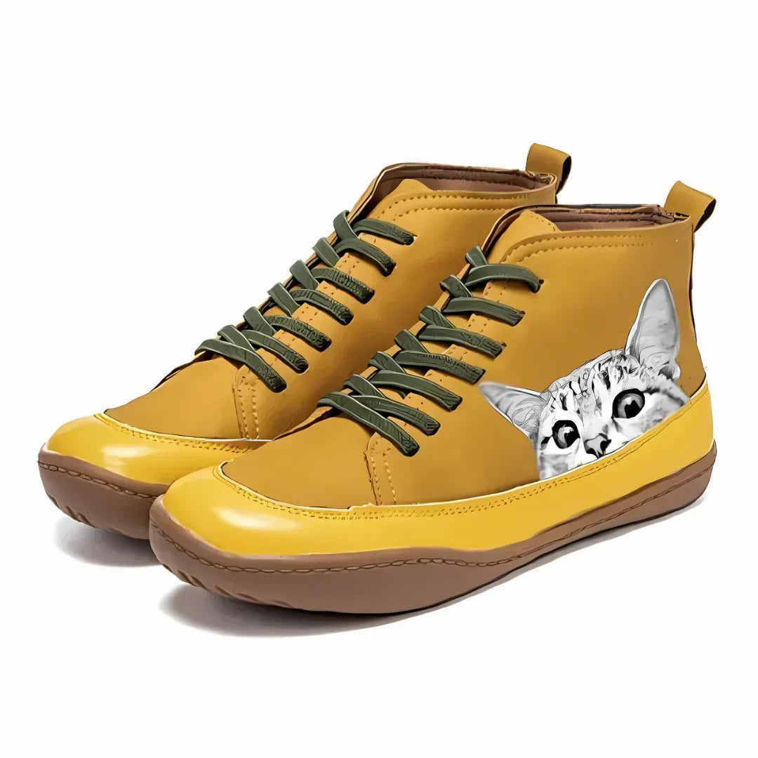 Lucy – Playful High-Top Sneakers