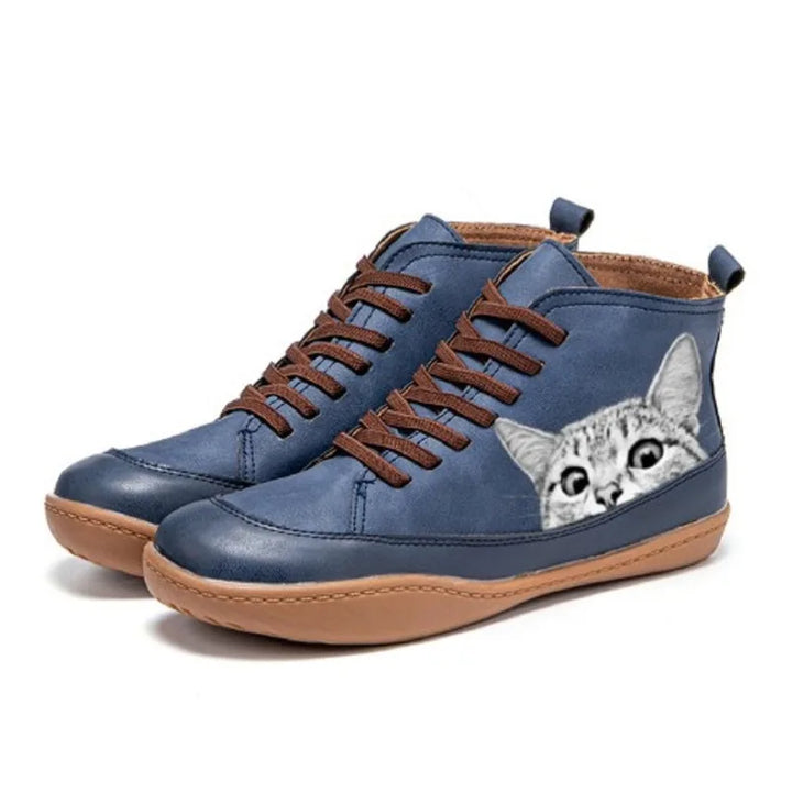 Lucy – Playful High-Top Sneakers