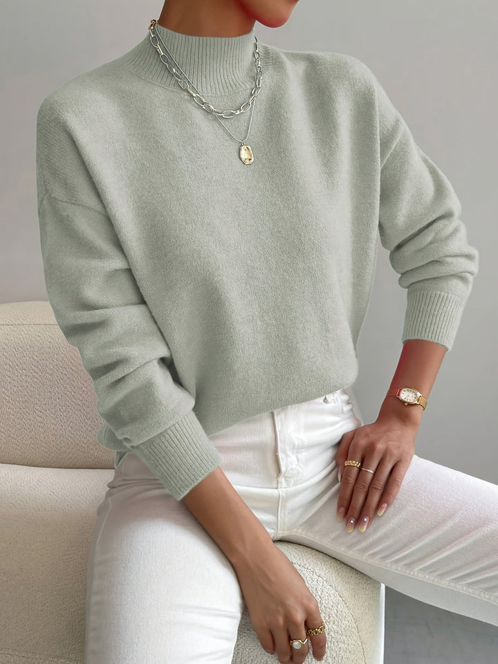 Hannah – Elegant Knit Turtleneck